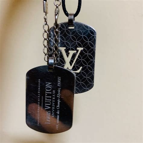 louis vuitton mens necklace|louis vuitton pendant men's.